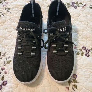 Danskin Tennis shoes